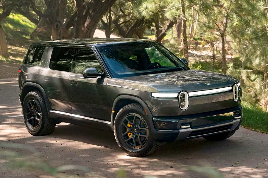 Пан или пропал: электрический кроссовер Rivian R2 готовится к выходу на рынок, объявлены цены