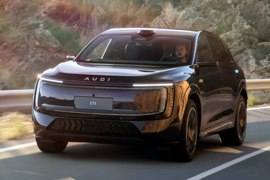 AUDI E7X