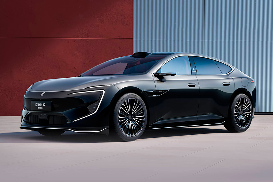 Обновленный Avatr 12 обрел свежую технику Huawei