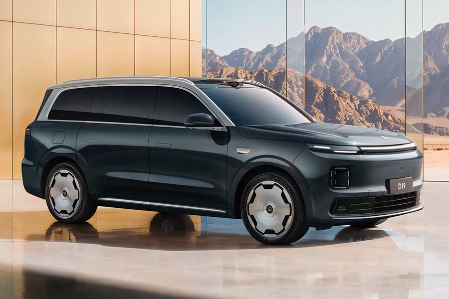 Кроссовер Leapmotor D19: 1000 вольт, богатое оснащение и очень агрессивные цены