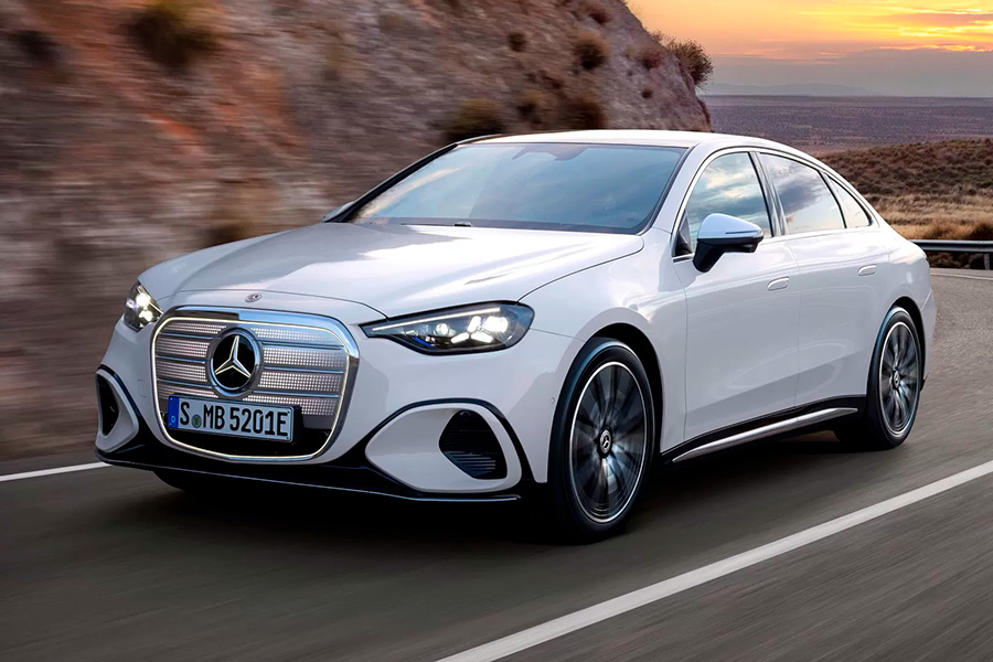 Электрический седан Mercedes-Benz C-Class electric полностью рассекречен