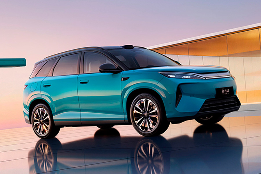 Новый электрический кроссовер BYD Yuan Plus поступил в продажу в Китае: цены и характеристики