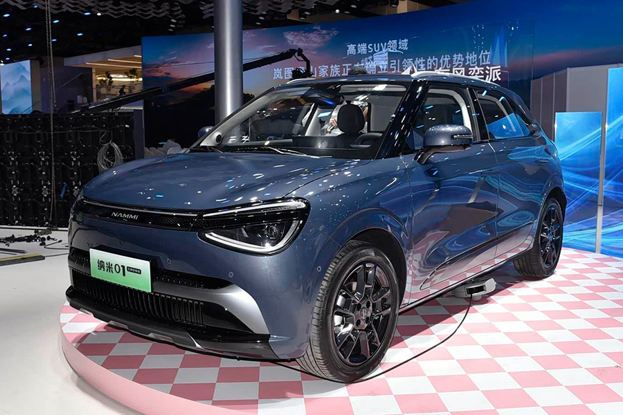 Dongfeng Nammi 01 Cross дебютировал на Пекинском автосалоне по цене от $12 тыс.
