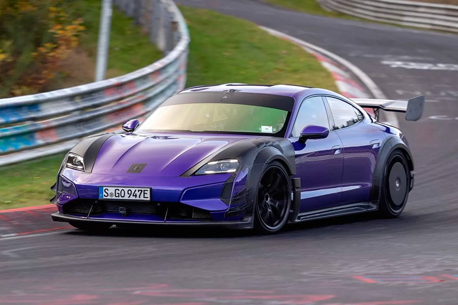 Porsche Taycan Turbo GT Manthey Kit установил новый рекорд Нюрбургринга