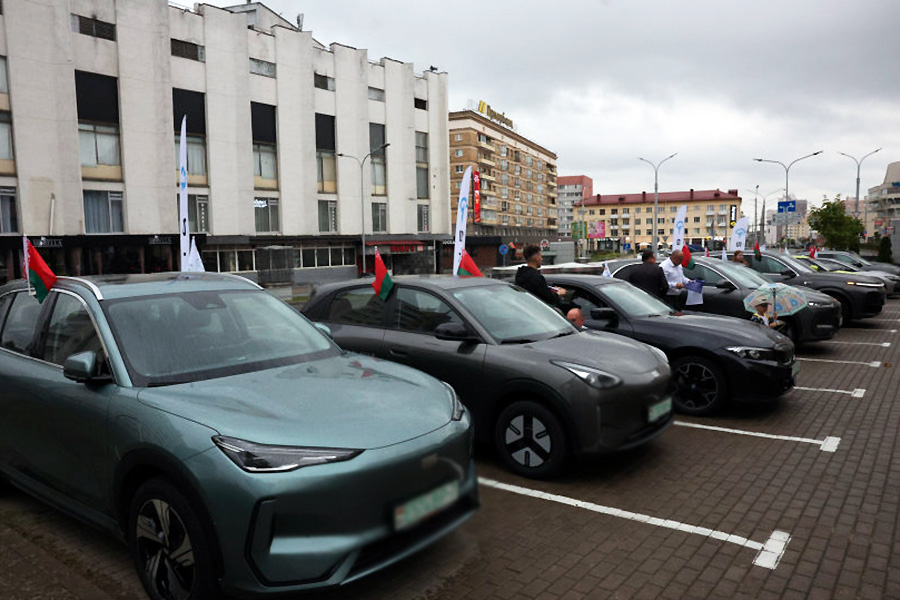 автопробег электромобилей Минск Островец
