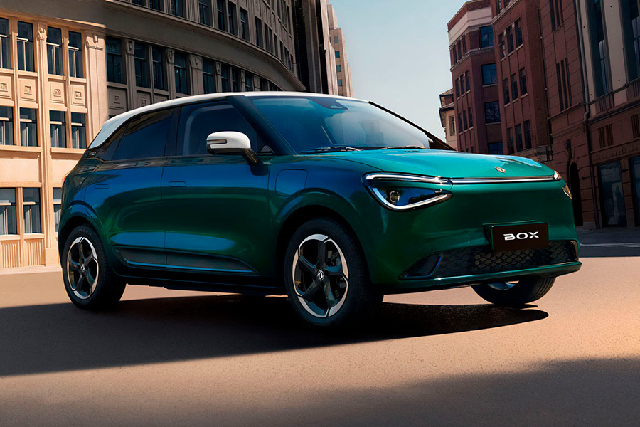 Dongfeng BOX British Green