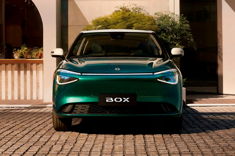 Dongfeng BOX British Green