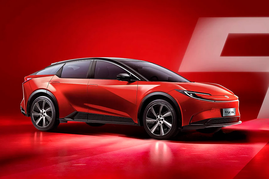 Электрическому кросс-купе Toyota bZ5 улучшили «автопилот» и пересмотрели комплектации
