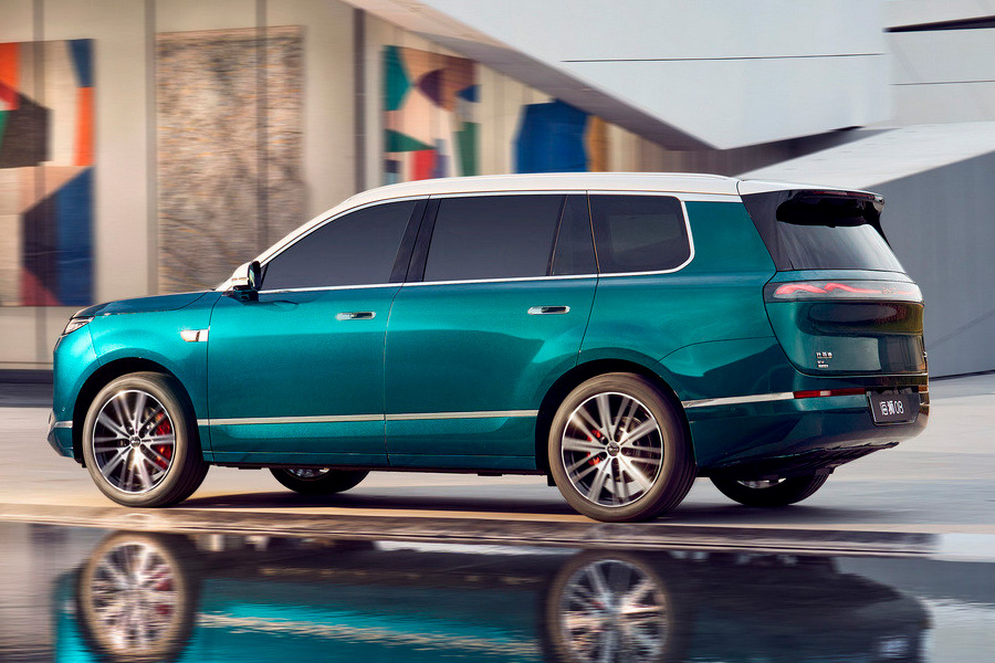 BYD Sealion 08