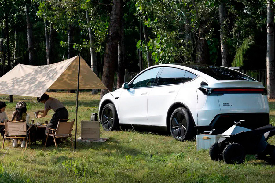 Tesla Model Y V2L